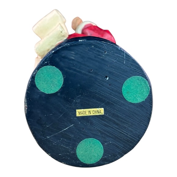 Vintage Santa Claus Figurine with Scroll and Toy Sack - Picture 7 of 8